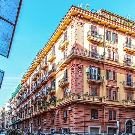 Ferdinando Arthouse Oversized Modern Apartment - By Gocce Team 那不勒斯 外观 照片
