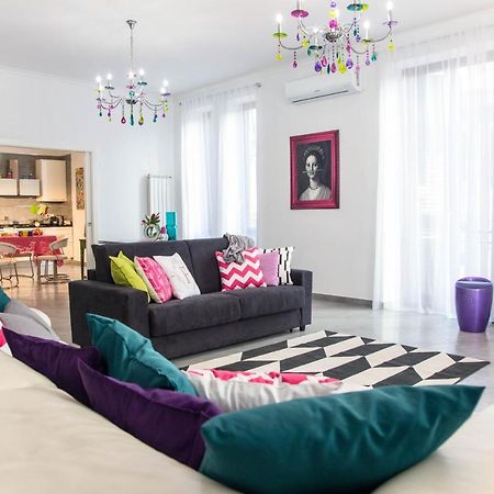Ferdinando Arthouse Oversized Modern Apartment - By Gocce Team 那不勒斯 外观 照片