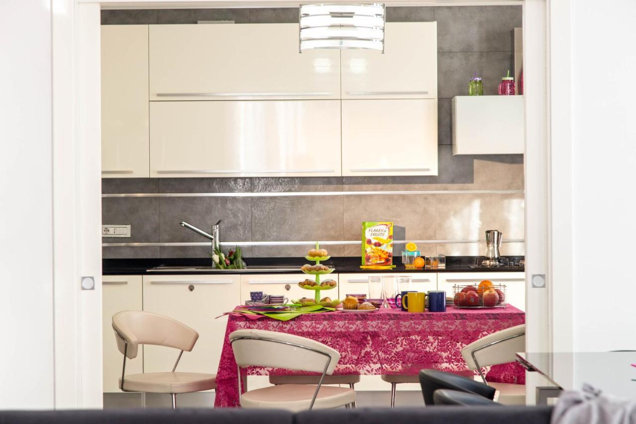 Ferdinando Arthouse Oversized Modern Apartment - By Gocce Team 那不勒斯 外观 照片