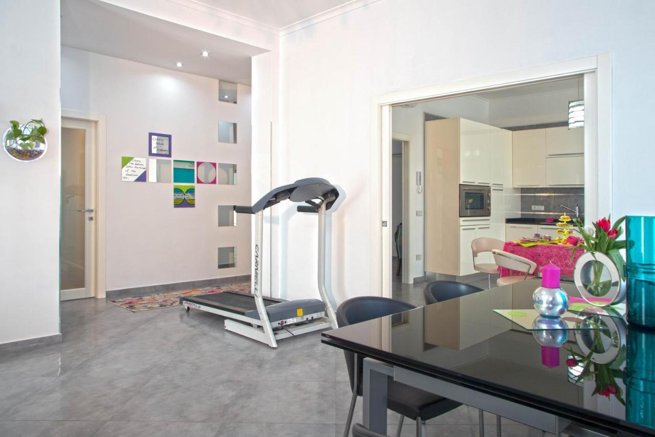 Ferdinando Arthouse Oversized Modern Apartment - By Gocce Team 那不勒斯 外观 照片